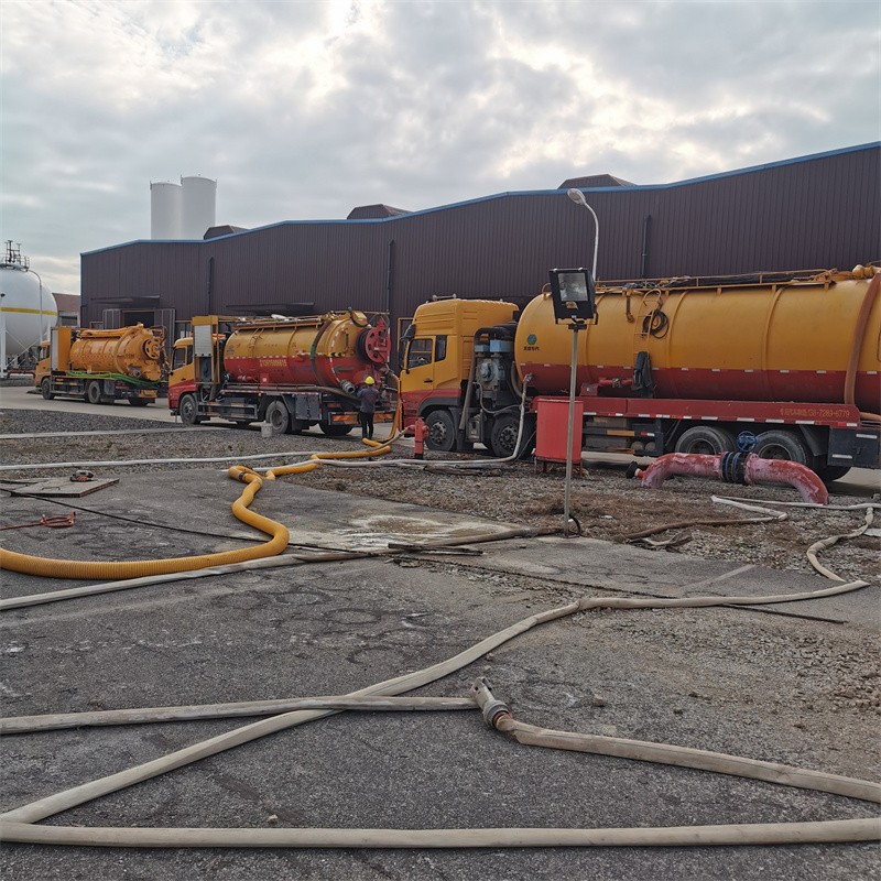 连城污水池清理